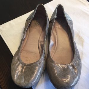Vince Camuto flats